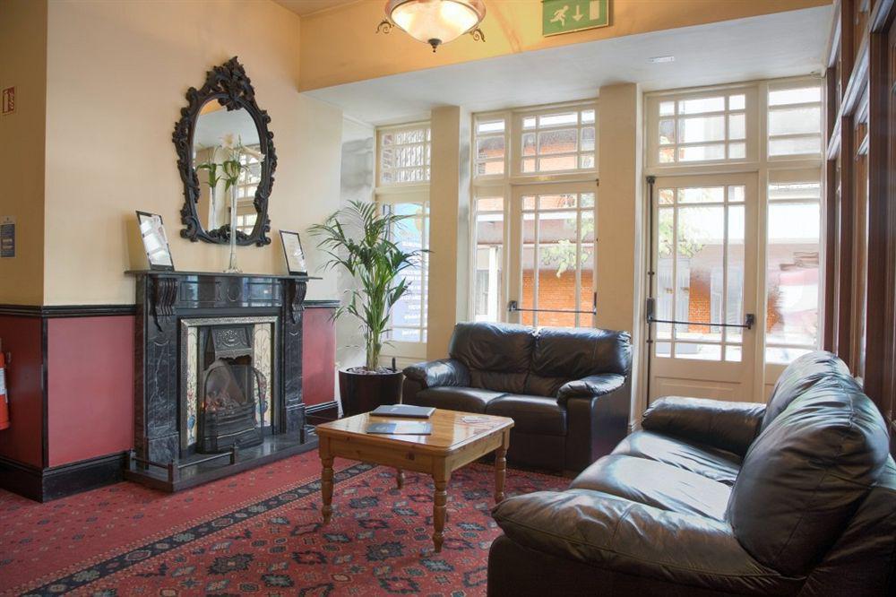 Abberley Court Hotel タラ エクステリア 写真